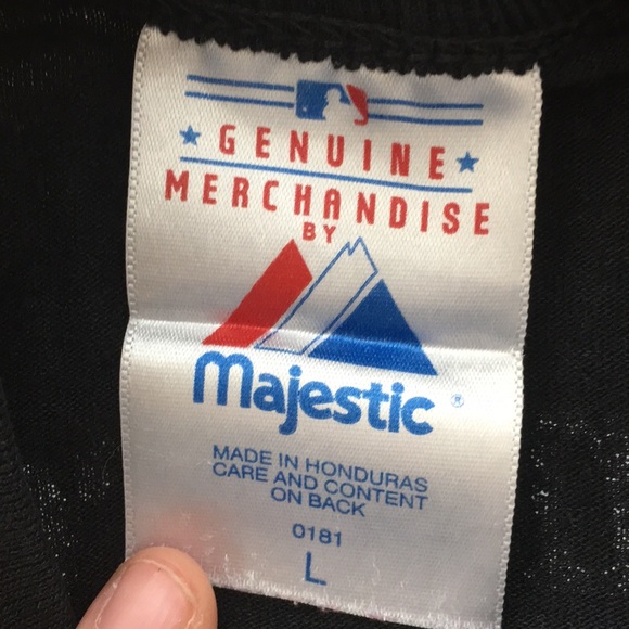 ❤️🔥🎉Host pic👕🕶⚾️🎉🎉.Astros jersey🖤🤍❤️ - Picture 8 of 9